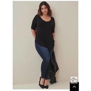 (2) Torrid Super Soft Tee